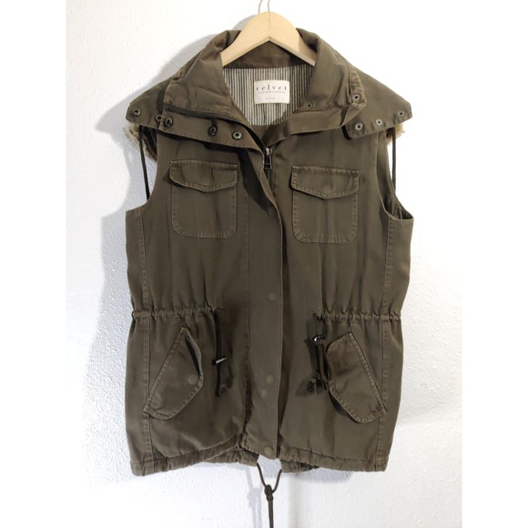 3/$20 Velvet By Graham Spencer Womens Green Fur Hoodie Full Zip Utility Vest S - Picture 2 of 12